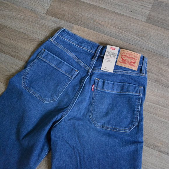 NWT Levi's Mile High High Waisted Button Front Jean Size 26 - Picture 8 of 8